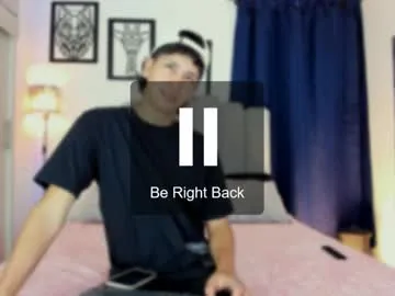 RachelRouge – webcam model profile photo Image 3