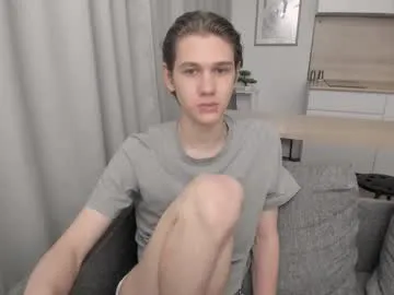 sunflower_28 – webcam model profile photo Image 19