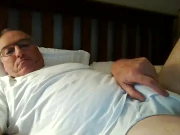 EmiliaWalker – webcam model profile photo Image 4