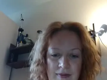 beaute_fatale – webcam model profile photo Image 3