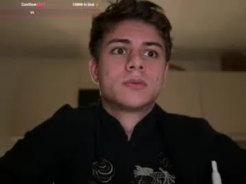 your_priya_77 – webcam model profile photo Image 16