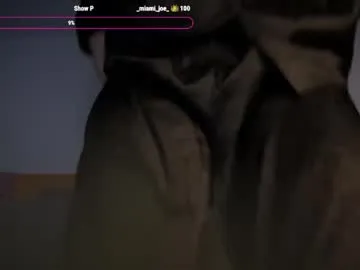 your_priya_77 – webcam model profile photo Image 3