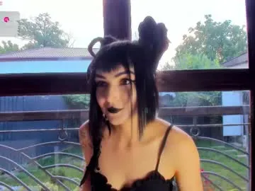 indiandesiguys2023 – webcam model profile photo Image 3