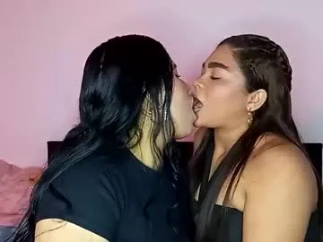 lolaa_darling – webcam model profile photo Image 3