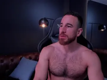 ChanelFoxi – webcam model profile photo Image 5