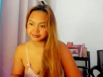 RebekaHart – webcam model profile photo Image 7