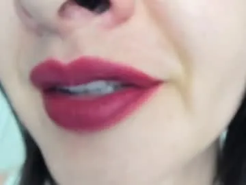 tvycas7 – webcam model profile photo Image 12