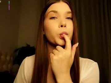 kat_ly_chan – webcam model profile photo Image 8