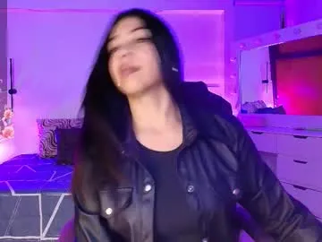 wellicaren – webcam model profile photo Image 10