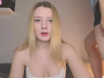 idkusethis – webcam model profile photo Image 17