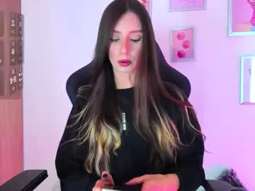 Seline – webcam model profile photo Image 15