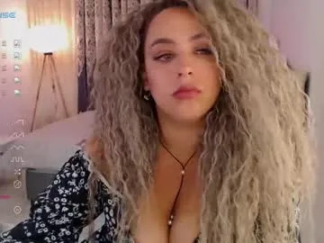 tvycas7 – webcam model profile photo Image 6