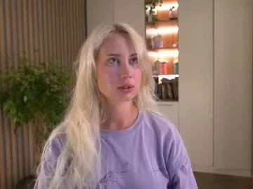 naughty_love489696 – webcam model profile photo Image 15