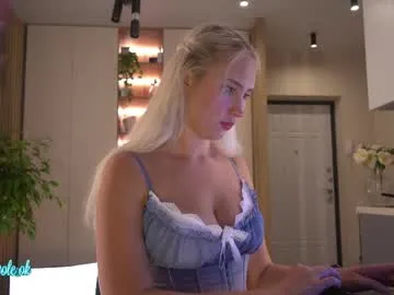 naughty_love489696 – webcam model profile photo Image 18