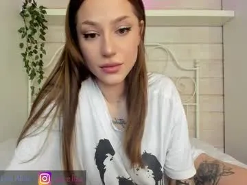 KiaraCold – webcam model profile photo Image 7