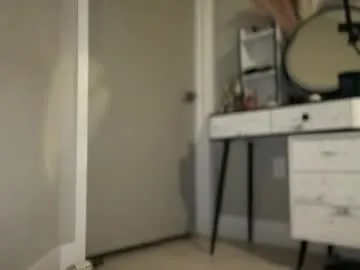 EmiliaWalker – webcam model profile photo Image 17