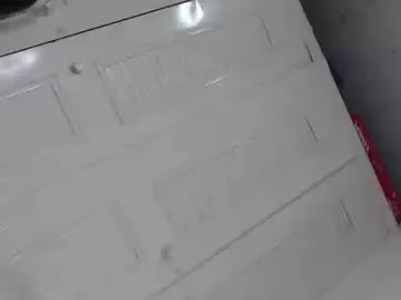 kat_ly_chan – webcam model profile photo Image 14