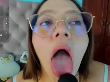 tvycas7 – webcam model profile photo Image 16