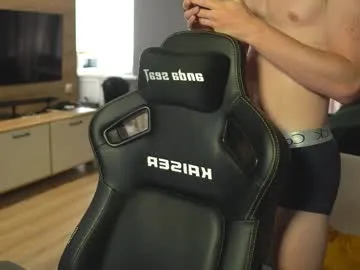 kisspriya – webcam model profile photo Image 4