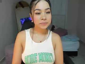 LoreneMoore – webcam model profile photo Image 3