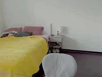 indiandesiguys2023 – webcam model profile photo Image 6