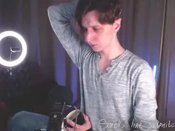 sanvi13 – webcam model profile photo Image 3