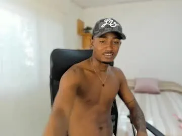 idkusethis – webcam model profile photo Image 16