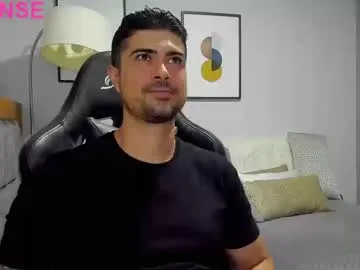 YasmienAtos – webcam model profile photo Image 19