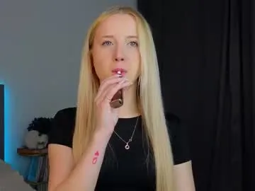 indiandesiguys2023 – webcam model profile photo Image 5