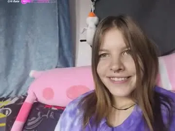 Summer – webcam model profile photo Image 15