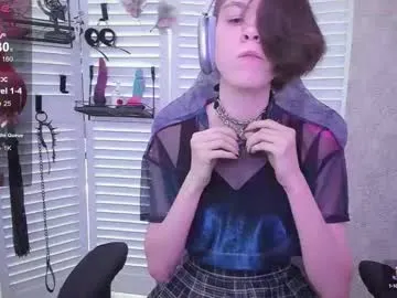 LoreneMoore – webcam model profile photo Image 17