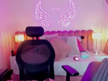 KamillaRey – webcam model profile photo Image 6