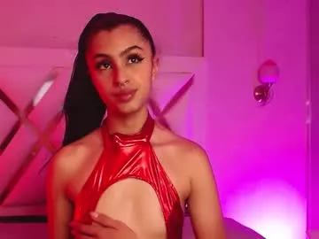 AmeliaPump – webcam model profile photo Image 11