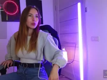 JulieRoyal – webcam model profile photo Image 19