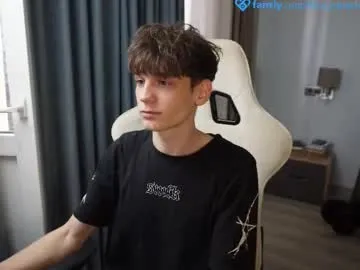 saxee_love – webcam model profile photo Image 2