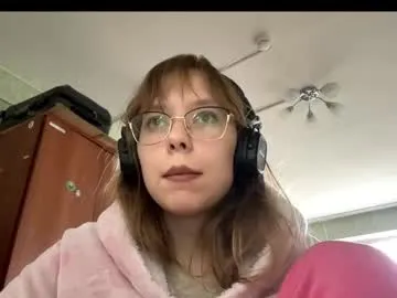 tvycas7 – webcam model profile photo Image 4