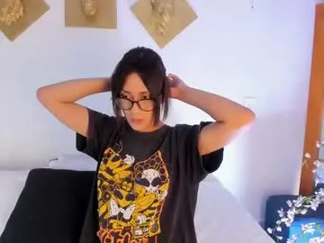 lolaa_darling – webcam model profile photo Image 15