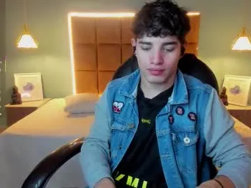 ria_fun – webcam model profile photo Image 19