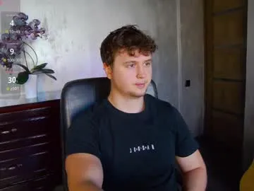 LoreneMoore – webcam model profile photo Image 6