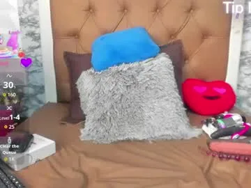 Gia – webcam model profile photo Image 10