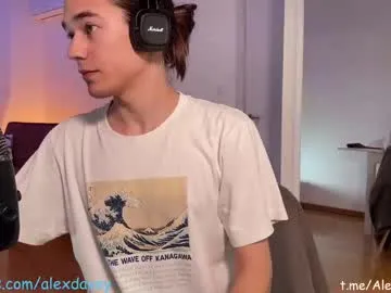 monicaflower – webcam model profile photo Image 12