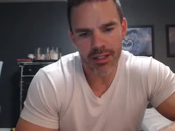 topalphaboss – webcam model profile photo Image 13