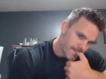 topalphaboss – webcam model profile photo Image 18