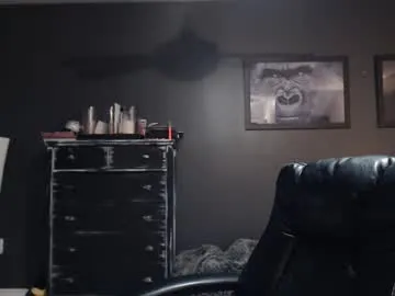 topalphaboss – webcam model profile photo Image 2