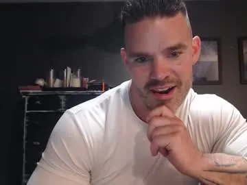 topalphaboss – webcam model profile photo Image 3