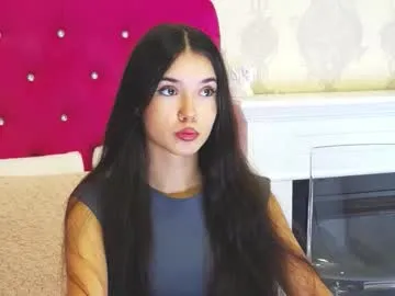 ZeyaaWhite – webcam model profile photo Image 16