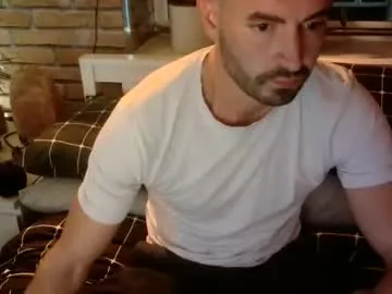 idkusethis – webcam model profile photo Image 3