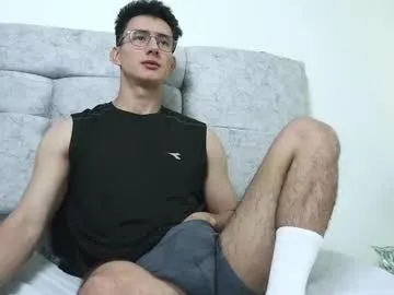 tivneet_kaur – webcam model profile photo Image 5