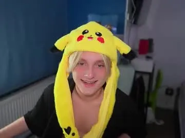 EmiliaWalker – webcam model profile photo Image 2