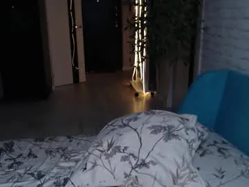 lolaa_darling – webcam model profile photo Image 2